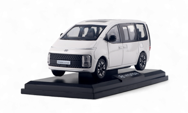 Hyundai Modellauto, STARIA atlas white 1:38
